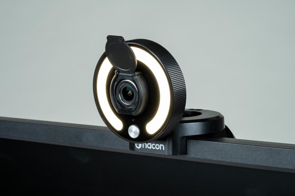 NACON Black USB Webcam with Ring Light - Nacon