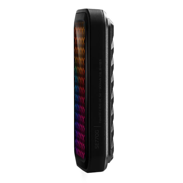 Външен диск ADATA RGB SE770G 512GB USB 3.1 Type-C 