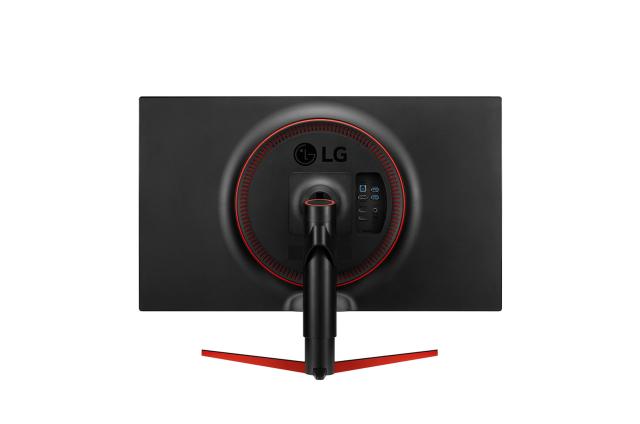 Монитор LG 32GK850F-B, 31.5" (80.01cm) VA панел, QHD, 144Hz, 1ms, 400cd/m2, HDMI, DP