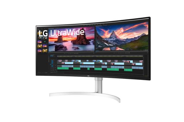 Монитор LG 38WN95C-W, 38" Curved 21:9 UltraWide, QHD Nano IPS(3840 x 1600) Anti-Glare, 1ms (GtG at Faster), 144 Hz, FreeSync Premium Pro, G-SYNC Compatible, 1000:1, 450cd/m2, DCI-P3 98%, HDR 10, HDMI, DisplayPort, USB3.0, Thunderbolt, Headphone Out, 