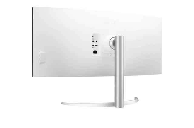 Монитор LG 40WP95C-W, 39.7" 21:9 Curved UltraWide 5K2K Nano IPS AG, 5ms, 300 cd/m2, 1000:1, Mega DFC, 5120x2160, DCI-P3 98%, HDR 10, AMD FreeSync, USB 3.0, Thunderbolt 4, USB Type-C, HDMI, DisplayPort, 2x5W, PBP, Tilt, Height, Swivel, Tiltan