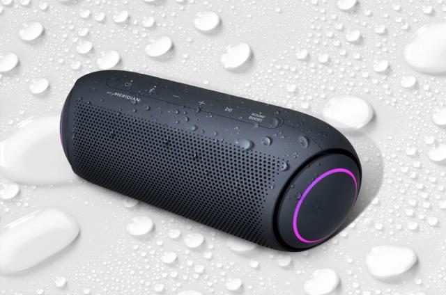 Тонколони LG PL5, Portable Bluetooth Speaker, Meridian Audio Technology, Passive Radiator Woofer, Party Lighting Effects, Speaker Phone, Bluetooth, 18 hours Built-in Battery, Dual Play