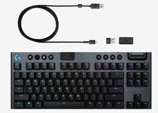 Клавиатура Logitech G915 ТKL, Wireless/Bluetooth, геймърска, механична, GX GL Clicky switches, RGB подсветка, нископрофилни клавиши, US layout, черна, USB