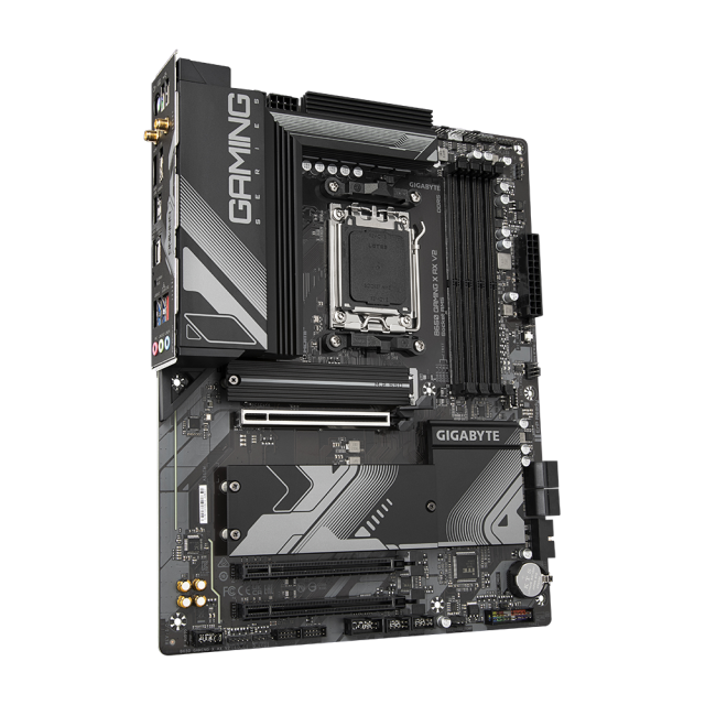 Дънна платка GIGABYTE B650 GAMING X AX V2, AM5, 4x DDR5, 3x M.2, 4x SATA 6Gb/s, Wi-Fi 6E, BLUETOOTH 5.3, HDMI, DP, ATX