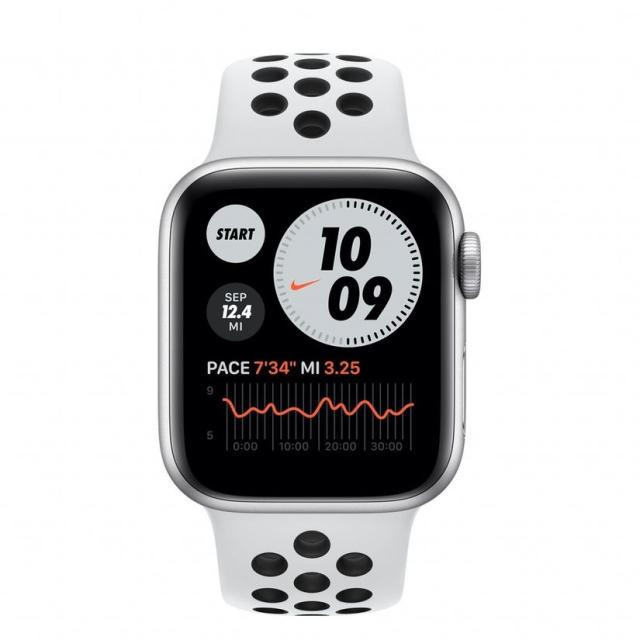 Часовник Apple Watch Nike S6 GPS, 44mm Silver Aluminium Case with Pure Platinum/Black Nike Sport Band - Regular
