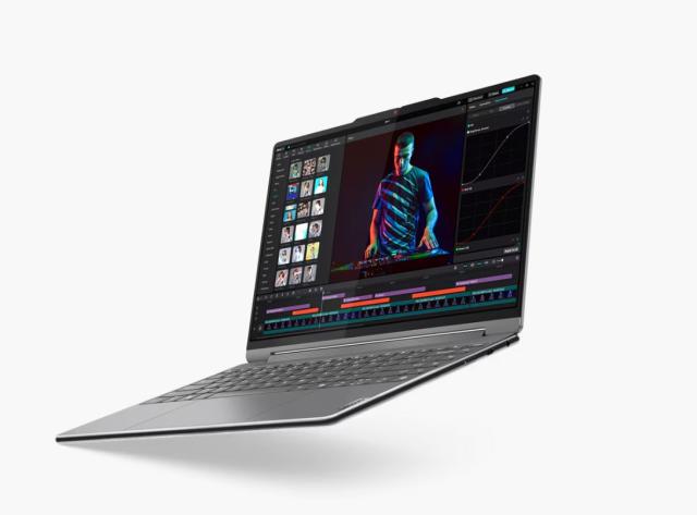 Лаптоп Lenovo Yoga 9 2-in-1 14IMH9, Intel Core Ultra 7 155H 16C (1.4/4.8GHz, 24MB), 14" (35.56cm) WQXGA+ OLED Glare 400nits Touch Display, 32GB LPDDR5X, 1TB SSD NVMe, 2x Thunderbolt 4, Windows 11 Home