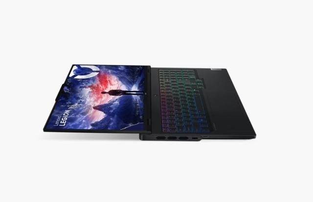 Лаптоп Lenovo Legion Pro 7 16IRX9H, Intel Core i9-14900HX 24C (2.2/5.8GHz, 24MB Cache), 16" (40.64cm) WQXGA IPS 240Hz Anti-Glare, NVIDIA GF RTX 4080 12GB, 32GB DDR5, 1TB SSD NVMe, HDMI 1x Thunderbolt 4, Free DOS