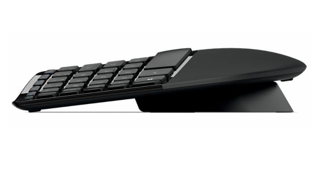 Комплект клавиатура и мишка Microsoft Sculpt Ergonomic Desktop Wireless, безжични, four-way скрол, черни