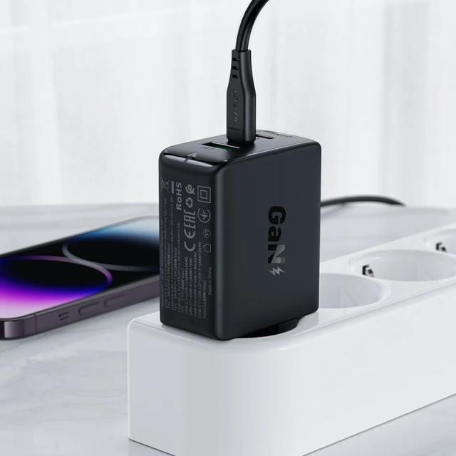 Acefast Универсално зарядно за стена Charger Wall GaN PD65W - A41 - USB-C x 2, USB-A x 1, Black