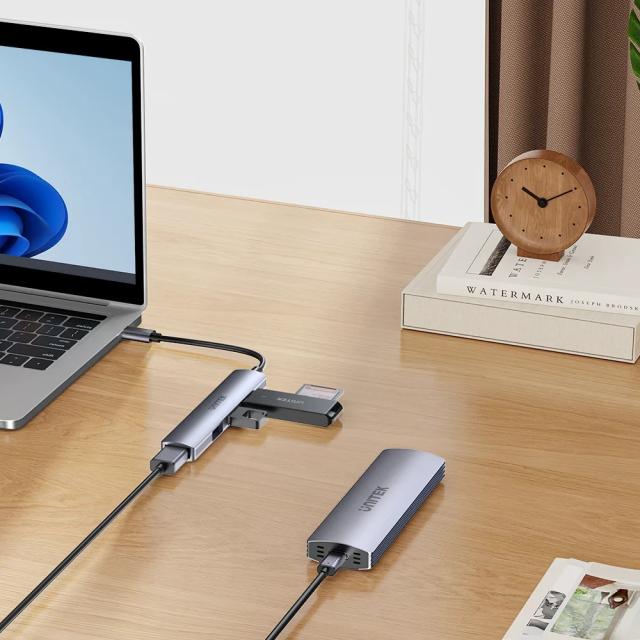 Хъб Unitek H1208B 4-портов USB3.0/2.0, USB Type-C