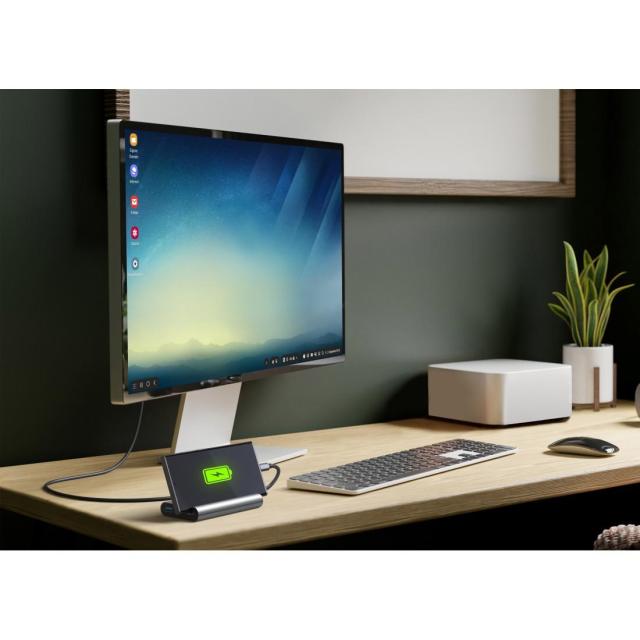 Мултипортов адаптер HAMA "Connect2Mobile V2" USB-C 7 в 1