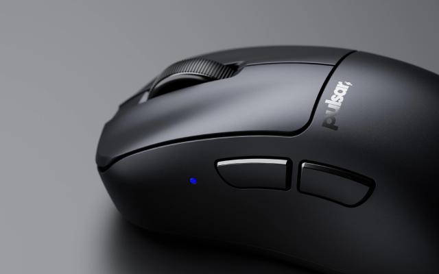 геймърска мишка Pulsar PXL431 Wireless Gaming Mouse Xlite v4 Size3, оптична (32 000 dpi), Black
