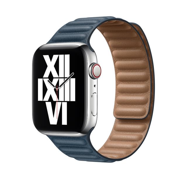 Каишка за часовник Apple Watch 44mm Band: Baltic Blue Leather Link - Large (Seasonal Fall 2020)