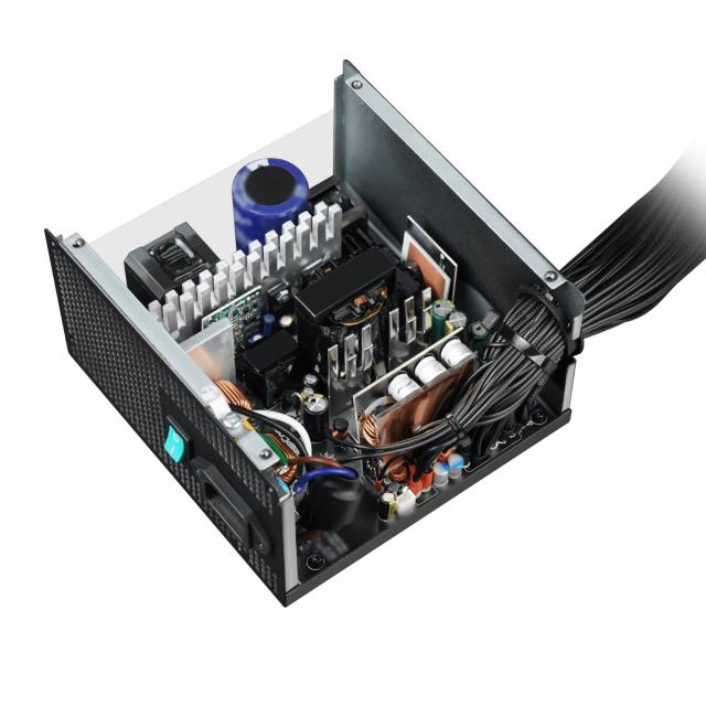 Захранване DeepCool PN650D, 650W, Active PFC, 80 Plus Gold, PCI-E 5.1/ATX 3.1