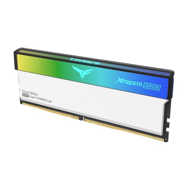 Памет Team Group T-Force XTREEM ARGB White 32GB (2x16GB) DDR5 6000MHz, CL30, 1.35 V 