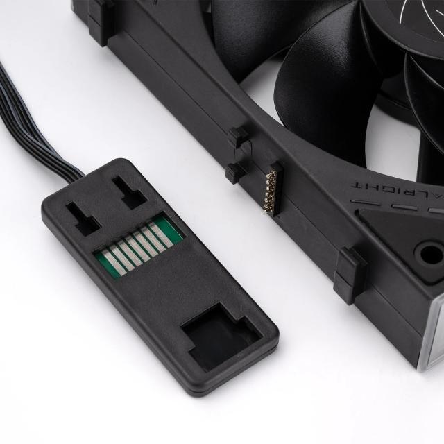 Комплект вентилатори Thermalright Fan Pack 3-in-1 3x120mm,  Reverse, Infinity Mirror, Daisy-Chain, A-RGB, 3 pin/4 pin PWM
