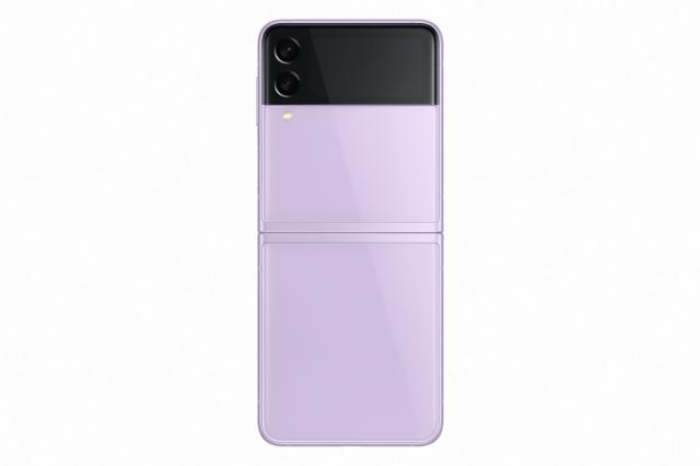 Мобилен телефон Samsung SM-F711 GALAXY Flip 3 5G 128 GB, Octa-Core (1x2.84 GHz, 3x2.42 GHz, 4x1.8 GHz), 8 GB RAM, 6.7" 1080x2640 120 Hz Dynamic AMOLED, HDR10+, 12.0 MP + 12.0 MP + 10.0 MP Selfie, 3300 mAh, Dual SIM, Lavender