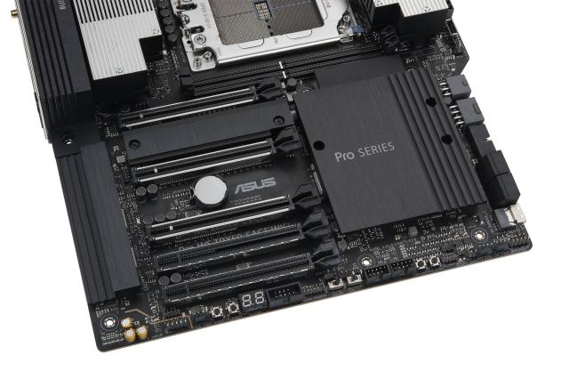 Дънна платка ASUS Pro WS TRX50-SAGE WIFI, sTR5 4x DDR5, 3x M.2slot, 4 x SATA 6Gb/s, Wi-Fi 7 / Bluetooth 5.4, 2x Ethernet, CEB