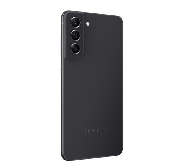 Мобилен телефон Samsung SM-G990B GALAXY S21 FE 5G 128 GB, Octa-Core (1x 2.84 GHz, 3x2.42 GHz, 4x1.8 GHz), 6 GB RAM, 6.4'' 1080 x 2400 Dynamic AMOLED 2X, 120 Hz, HDR 10+ , 12 MP + 8 MP + 12 MP + 32 MP Selfie, 4500 mAh, Dual SIM, Android 12, Black