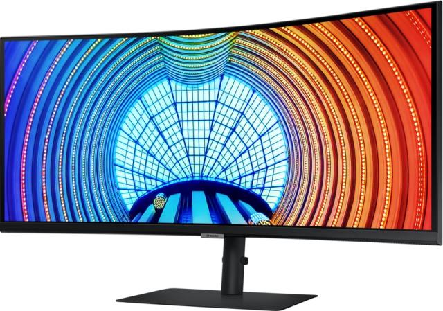 Монитор Samsung 34A650 , 34" VA LED, 100 Hz, 5 ms GTG, 3840x1440, 300 cd/m2, 4000:1, HDR 10, AMD FreeSync, Eye Saver, Flicker Free, USB Type C, Display Port 1.2, HDMI, 178°/178°, Black