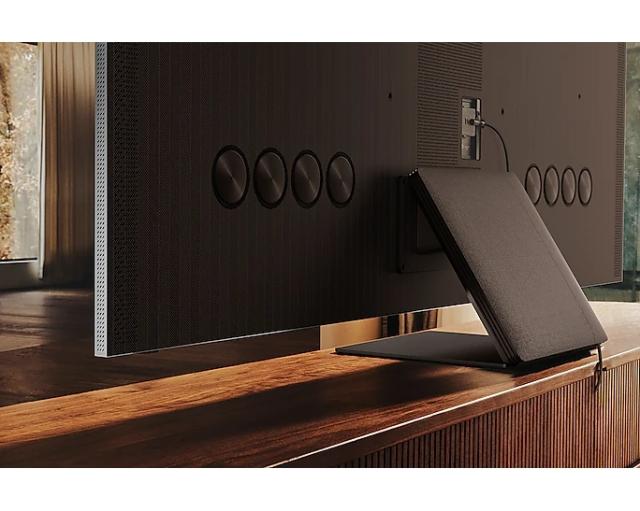 Телевизор Samsung 85" QE85QN800B 8K QLED/UHD SmartTV, HDR10+, DVB-T2/C/S2 x 2, WiFi6, LAN, Bluetooth 5.2, 4x HDMI, 3x USB