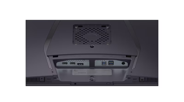 Монитор LG 32GX850A UltraGear 32" (81.28 cm) 4K UHD OLED, 0.03ms (GtG), 165Hz, 275cd/m2, HDMI, DP, USB