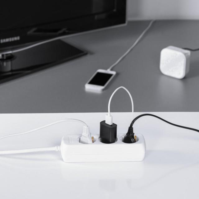 Разклонител HAMA  3 гнезда, 1.4m. бял