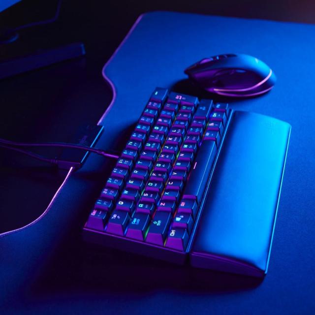 Геймърска клавиатура HAMA uRage, Exodus 760 Mechanical Mini, червени суичове, черна