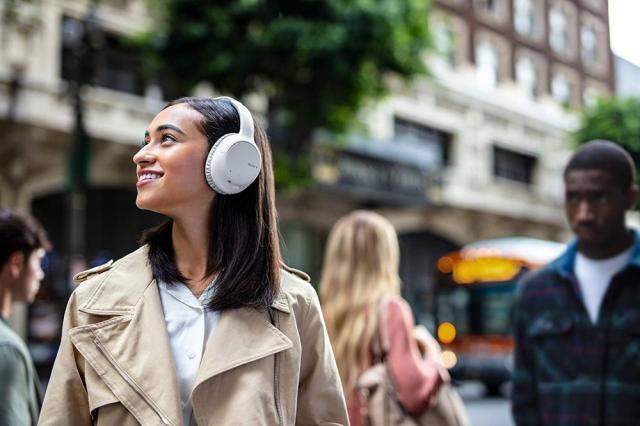 Слушалки Sony Headset WH-CH710N, Bluetooth/NFC, Artificial Intelligence Noise Cancelling, Google/Siri voice assistant, white