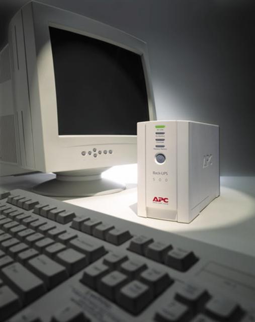 UPS APC Back-UPS, 500VA / 300W, OFF Line
