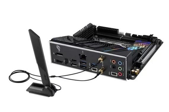 Дънна платка ASUS ROG STRIX B760-I GAMING WIFI, B760, LGA1700, DDR5, PCIe 5.0, HDMI/DP, 4x SATA 6Gb/s, 2x M.2, 1x USB 3.2 Gen 2x2 Type-C, Wi-Fi 6E, Bluetooth v5.3, Mini-ITX