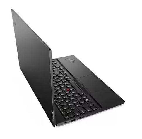 Лаптоп Lenovo ThinkPad E15 Gen 4, (4-ядрен) AMD Ryzen 3 5425U 2.7/4.1GHz, 15.6" (39.62 cm) Full HD IPS Anti-Glare Display, (HDMI), 8GB DDR4, 256GB SSD, 1x USB-C 3.2 Gen 1, Windows 11 Pro, 21ED003KBM