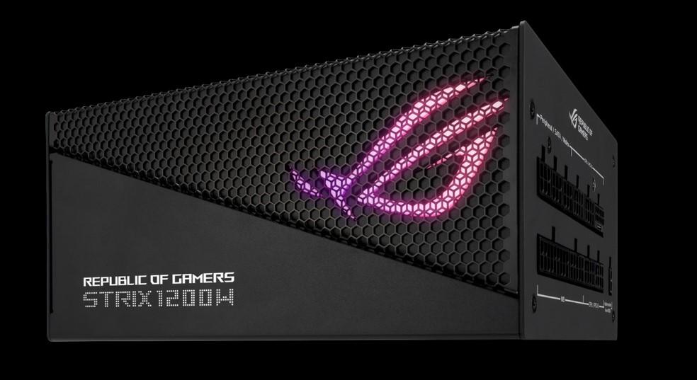 Захранване ASUS ROG Strix 1200W Gold Aura Edition Fully Modular, Power Supply 80+ Gold Certified ATX 3.0