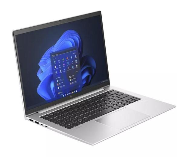Лаптоп HP ProBook 450 G10, 15.6'' (39.62 cm), Full HD, Intel Core i5-1335U 10C (1.3/4.6GHz, 12 MB Cache), Intel Iris Xe Graphics, 16GB DDR4, 512GB SSD, Windows 11 Pro