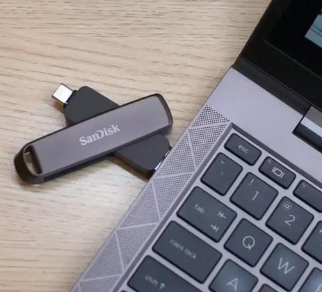USB памет SanDisk Extreme PRO Dual Drive 512GB, Metal Dual Drive,1000/900MB/s, USB Type C + A