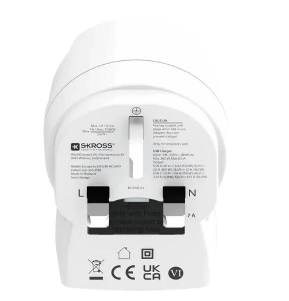 Skross универсален адаптер Europe to UK + 1 x USB  A/C порт, 20W 1500283E