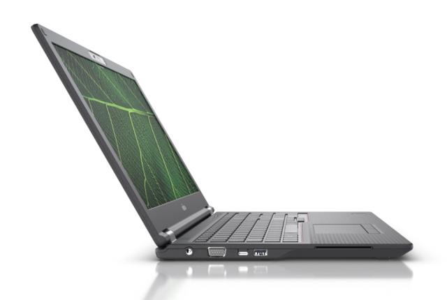 Лаптоп Fujitsu LIFEBOOK E5511, Intel Core i3-1115G4 up to 4.10GHz, 15.6" FHD AG, 8GB DDR4 3200MHz, SSD 256GB PCIe 3.0 NVMe M.2, HD cam, Intel WiFi 6 AX201, BT5, 4cell 50Wh, Win10 Pro, Load Win10 Pro