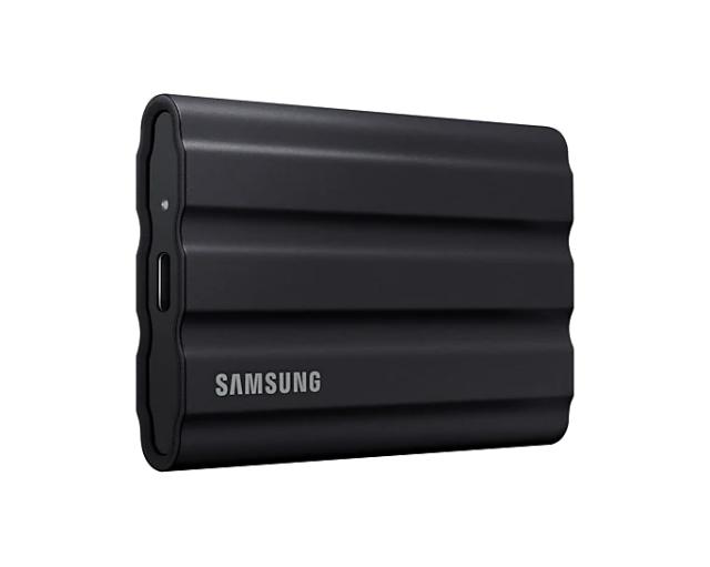 Външен диск Samsung Portable  SSD M.2 (NVMe) T7 Shield 1TB , USB 3.2 Gen2, Rugged, IP65, Read 1050 MB/s Write 1000 MB/s, Black, MU-PE1T0S/EU