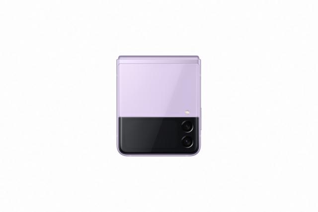 Мобилен телефон Samsung SM-F711 GALAXY Flip 3 5G 128 GB, Octa-Core (1x2.84 GHz, 3x2.42 GHz, 4x1.8 GHz), 8 GB RAM, 6.7" 1080x2640 120 Hz Dynamic AMOLED, HDR10+, 12.0 MP + 12.0 MP + 10.0 MP Selfie, 3300 mAh, Dual SIM, Lavender