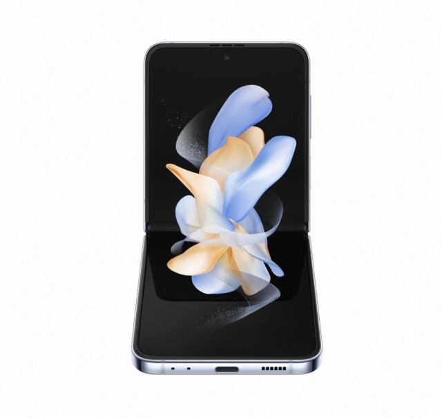 Мобилен телефон Samsung Z Flip4 128GB Blue