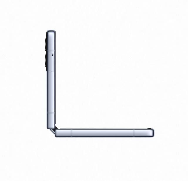 Мобилен телефон Samsung Z Flip4 128GB Blue