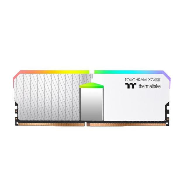 Памет Thermaltake Toughram XG RGB White 32GB(2x16GB) DDR4 PC4-32000 4000MHz CL19 RG06D416GX2-4000C19B