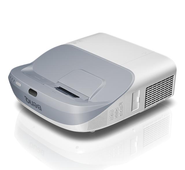 Мултимедиен проектор BenQ MW864UST Ultra Short Throw, DLP, WXGA(1280x800), 10 000:1, 3300 ANSI Lumens, VGA x2, HDMI x2, LAN, USB, 3D Ready, Speakers 10W x2, Wall mount included, Optional Interactive Kit (PW02/PT12)