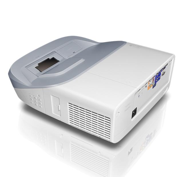 Мултимедиен проектор BenQ MW864UST Ultra Short Throw, DLP, WXGA(1280x800), 10 000:1, 3300 ANSI Lumens, VGA x2, HDMI x2, LAN, USB, 3D Ready, Speakers 10W x2, Wall mount included, Optional Interactive Kit (PW02/PT12)