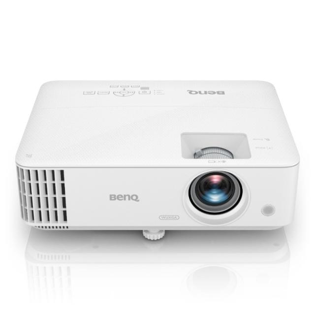 Мултимедиен проектор BenQ MU613, DLP, WUXGA (1920 x1200), Brightness 4000 AL, 10,000:1, 1.1X zoom (1.5 - 1.65), 15,000 hrs lamp life (LampSave mode), 2.8 kg, Noise 29dB (eco), USB Type A x1 (1.5A), Speaker 2W x1, HDMI x2 (1 with MHL), Audio-in, Audio