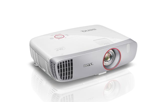 Мултимедиен проектор BenQ W1210ST, Gaming Short Throw, DLP, 1080p (1920x1080), 15 000:1, 2200 ANSI Lumens, VGA, HDMI, Speaker 2x10W, Audio In/Out, RS232 , Cinematic Color, Rec.709, 16.67ms low input lag, Game Mode, 3D Ready, Zoom Ratio 1.3, up to 700