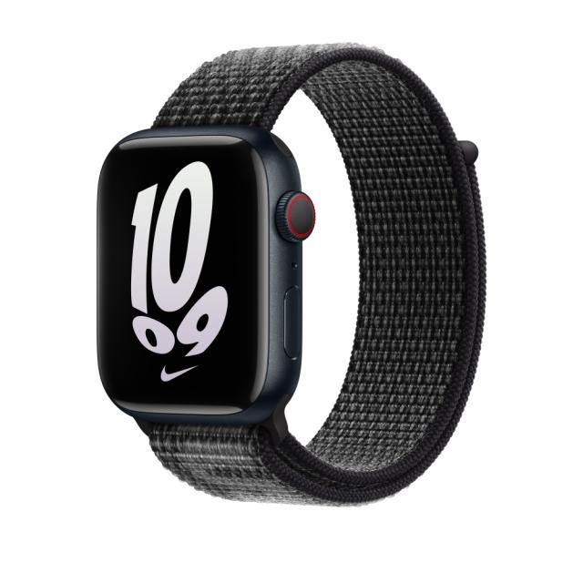 Каишка за часовник Apple Watch 45mm Black/Summit White Nike Sport Loop