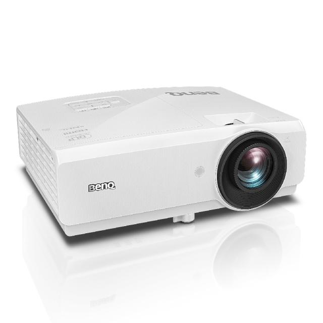 Мултимедиен проектор BenQ SH753+, DLP, 1080p,13000:1,5000 ANSI Lumens, TRatio 1.39-2.09 Zoom Ratio 1.5, 1xVGA,2xHDMI,MHLx1(share HDMI); USB-A(USB Power 5V/1.5A); DC 12V trigger(3.5mm Jack);3D via HDMI; Audio in&out, Audio L/R, RJ45, 2D Keystone, Corn