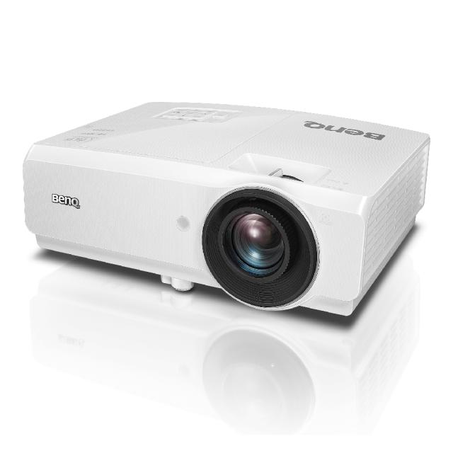 Мултимедиен проектор BenQ SH753+, DLP, 1080p,13000:1,5000 ANSI Lumens, TRatio 1.39-2.09 Zoom Ratio 1.5, 1xVGA,2xHDMI,MHLx1(share HDMI); USB-A(USB Power 5V/1.5A); DC 12V trigger(3.5mm Jack);3D via HDMI; Audio in&out, Audio L/R, RJ45, 2D Keystone, Corn