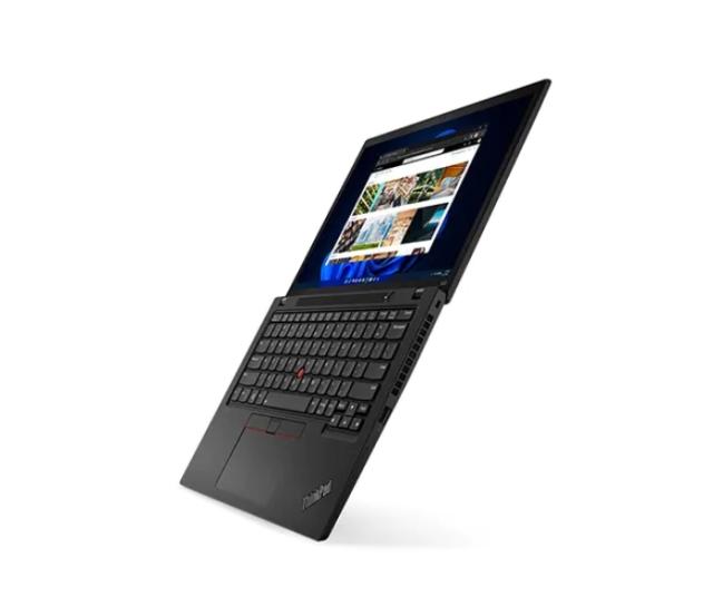 Лаптоп Lenovo ThinkPad X13 G3 Intel Core i5-1240P (up to 4.4GHz, 12MB), 16GB LPDDR5 4800MHz, 512GB SSD, 13.3" WUXGA (1920x1200) IPS AG, Intel Iris Xe Graphics, WLAN, BT, IR&1080p Cam, Backlit KB, SCR, FPR, Thunder Black, Win11 DG Win10Pro, 3Y Premier
